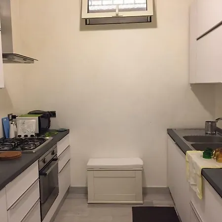 ホームステイ Loft Casa Sandra ローマ